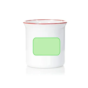 Centrado en el frente de la taza